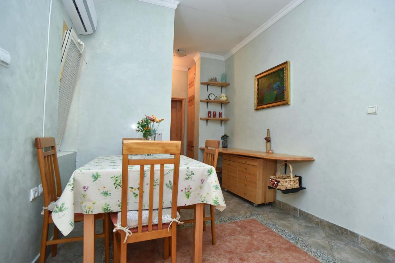Comfort Inn Old Town Budva Exterior photo