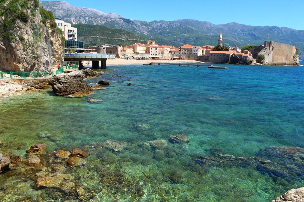 Comfort Inn Old Town Budva Exterior photo